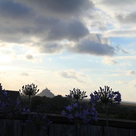 Bed and Breakfast Les Agapanthes Huisnes-sur-Mer Exterior foto