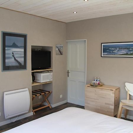Bed and Breakfast Les Agapanthes Huisnes-sur-Mer Exterior foto