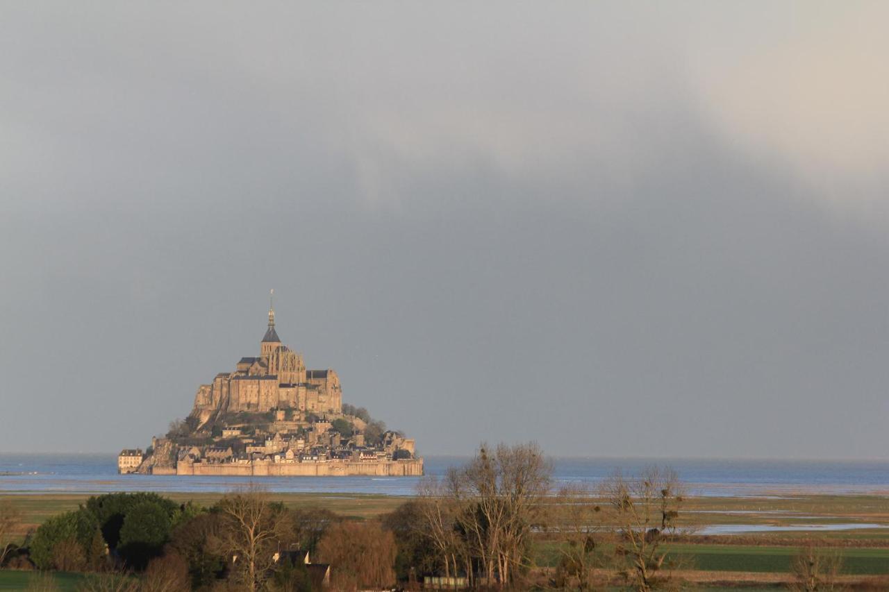 Bed and Breakfast Les Agapanthes Huisnes-sur-Mer Exterior foto